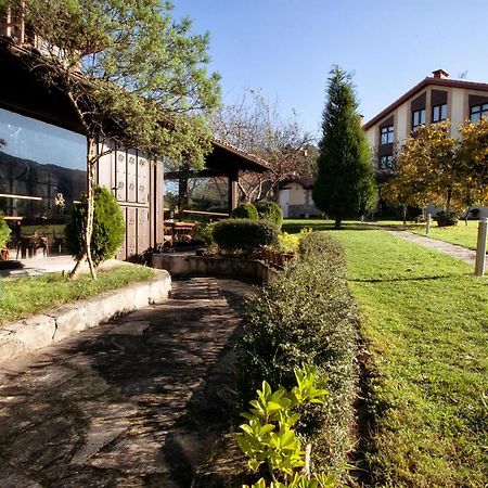Apartamentos Rurales L'Arquera Llanes Exterior photo